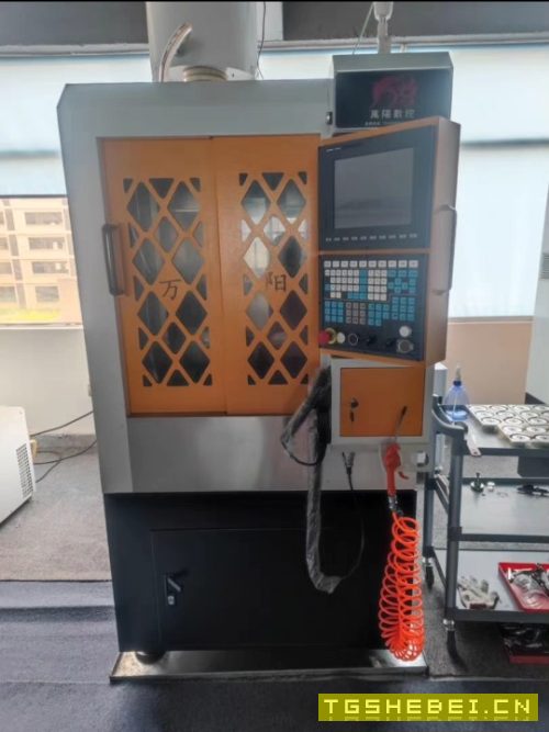 五轴加工CNC
