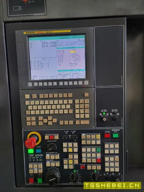 2014年韩国原装斗山PUMA2100L,10寸卡盘,12工位刀塔.