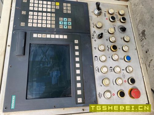 正宗齐齐哈尔CA5116Ex10/5动梁数控立车