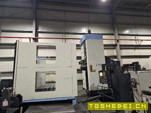 韩国原装进口斗山镗床130,主轴直径:130mm,工作台尺寸:1800x1600mm,三轴.