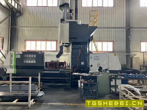 出售:2022年杨森4223重型龙门加工中心