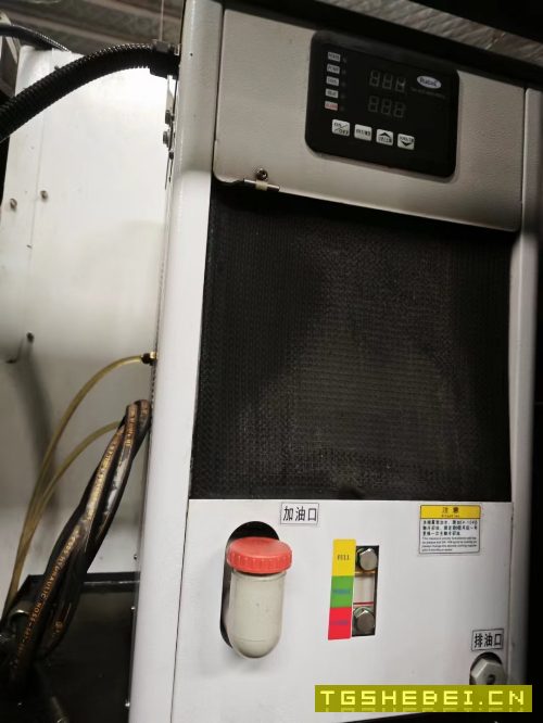铁正VB1160，同款2台，2线1硬，BT40，10000转，24把刀.
