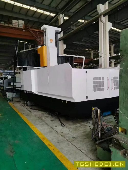 准新机2021年底苏州正权3022龙门加工中心,三菱M80系.