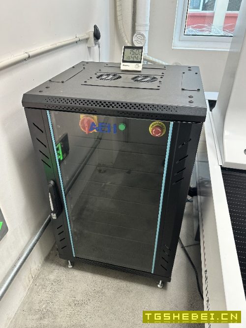 2023年爱德华品牌的全新三坐标测量机，型号为8106