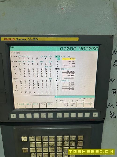 海天630双工位卧加