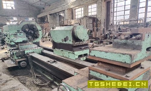 青海重型轧辊车床8480,加高200,车削直径1.25米,床.