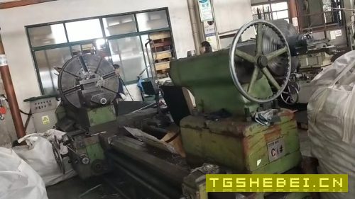 在位出售天津二机CQ61140X3000重型车床导轨750