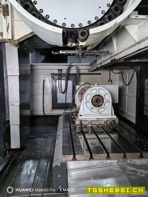 到货友佳FV-1600A加工中心