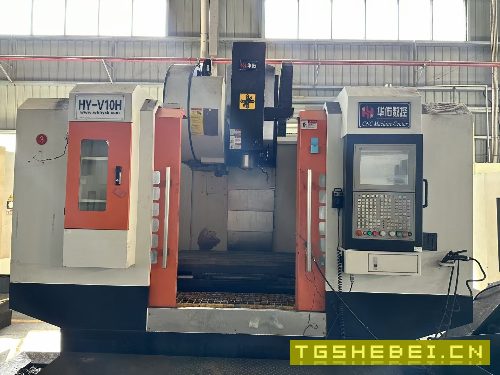武汉华佑重型1060加工中心,新代21A系统,三轴线.