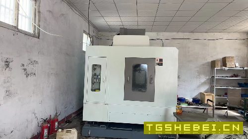 2018年855加工中心,价格非常便宜,需要的速度,新乡在位。