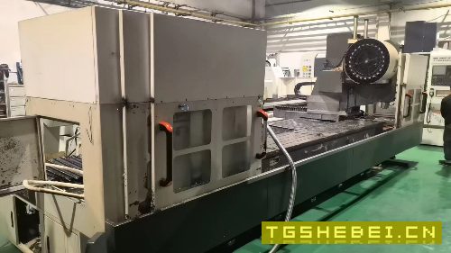 哈弛4500型材加工中心,BT40主轴12000转,发那科MD系统,2015年,精度一个.