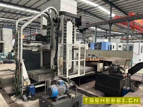 中捷6513,西门子840Dsl系统,九成新设备,基本没用,三轴光珊尺!详细参数.