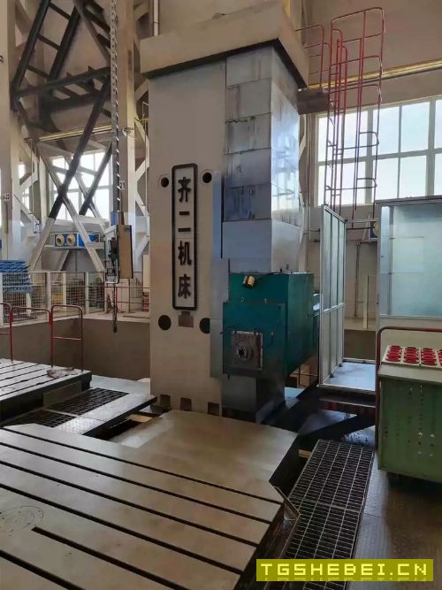 TK6913数控落地镗铣床,X轴4米,Y轴2米,Z轴800,W轴700,工作台2米2.5米,.
