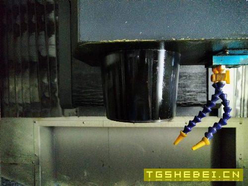 出售牧野加工中心,适合高精度产品加工,精度0.005以.