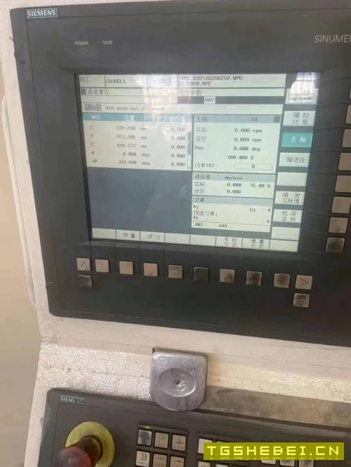 台湾富裕数控铣镗床加工中心一台