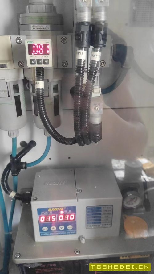 仕兴鸿重型T6钻攻中心,8脚重型床身,发那科mfplus款.
