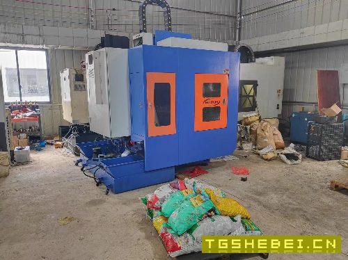 仕兴鸿重型T6钻攻中心,8脚重型床身,发那科mfplus款.
