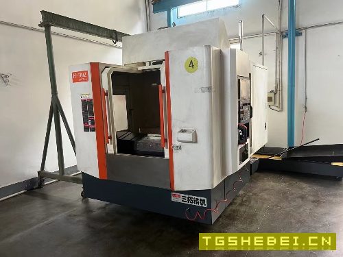 同款四台500卧式加工中心，BT40主轴，三轴线轨，主轴8.