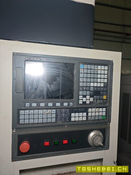 上海500钻工,带气动夹具,全新未用价格便宜