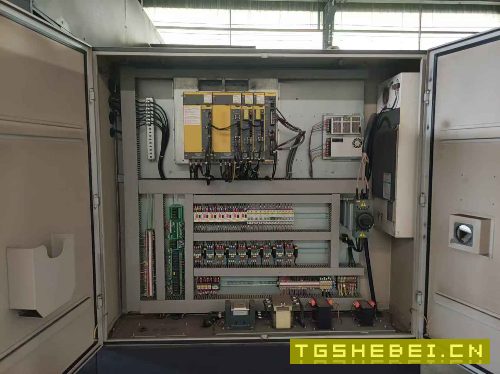 纽威1220龙门,工作台2米×1.2米,门高1000,门宽1.4米,线规,bt5.