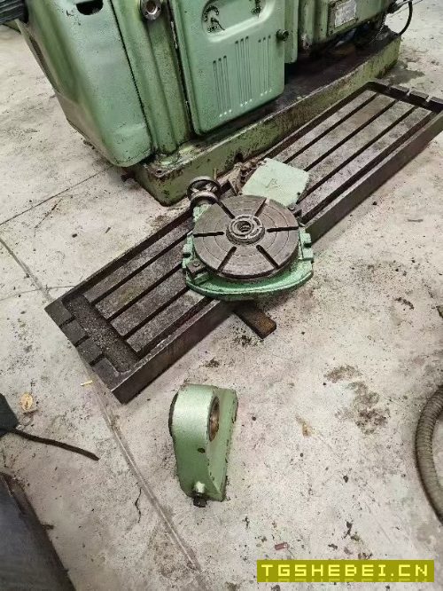 超低价出售北一96年产X63W万能铣,内在成色好,附件全