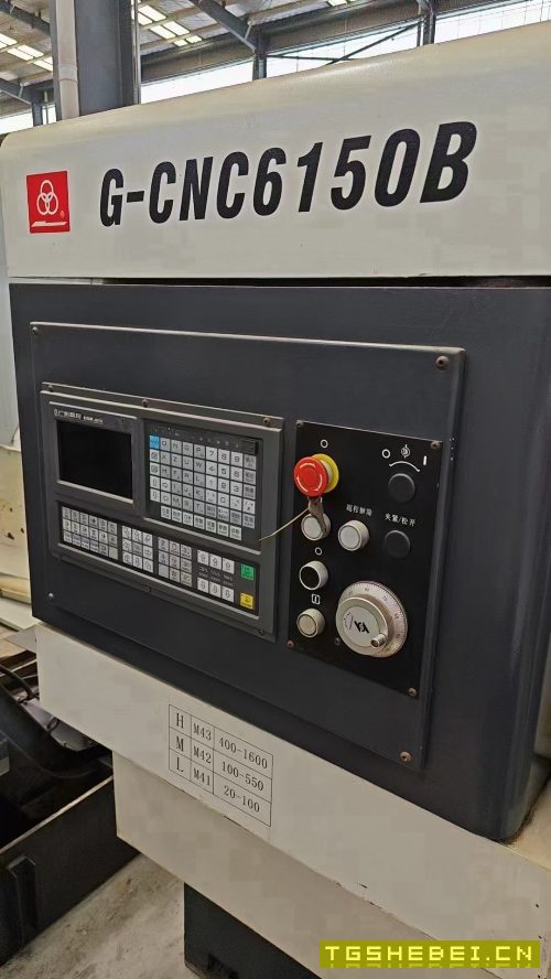 广州6150数控车,加工长度1米,广数系统,通电就能干.