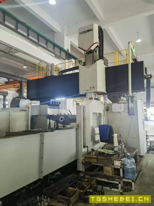 海天重型6036五面龙门加工中心,工作台3X6米,门宽3.6米,Z轴行程1.30米,.