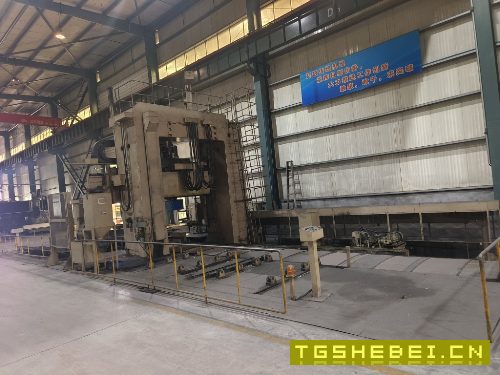 日立精机2650龙门立卧加工中心,双工交换作台,行程91.