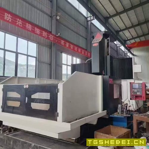 工厂在位出售乔峰LM3218龙门加工中心一台,2021年12月.