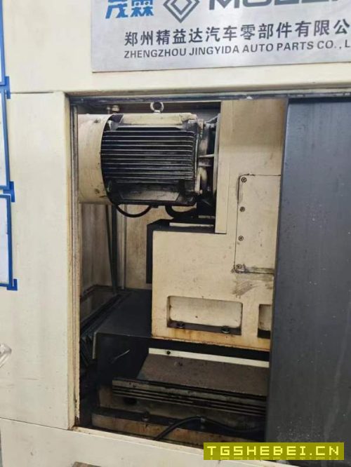 豫西机床厂T2118重卡汽车后桥壳双面专用镗床，直径550.