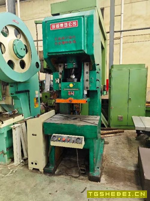 出售徐锻2012年产J21-100气动冲床，少用，洛阳仓库。