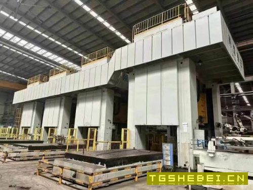 精品荣锻四点机械压力机冲压生产线:1线:(2000T/100.
