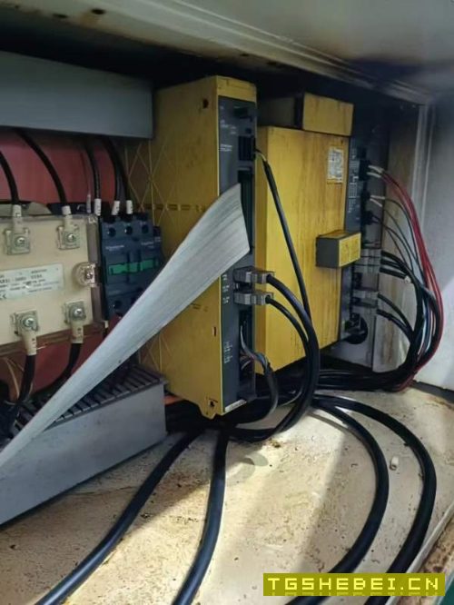 普拉迪6500型材加工中心,BT40主轴12000转,24把刀臂.