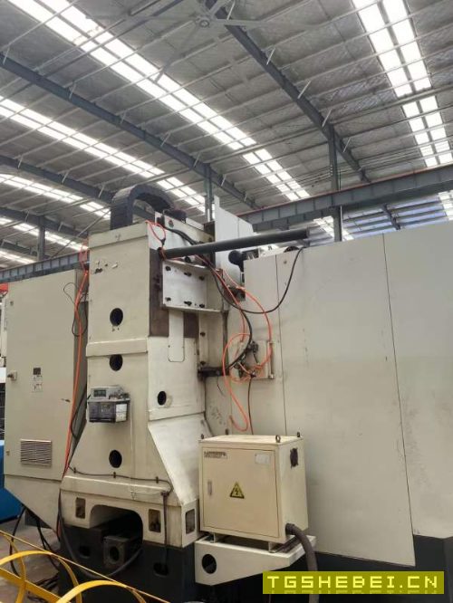 普什1890加工中心，三轴硬规bt50主轴，导轨镜面，发那.