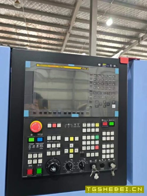 出售：斗山PUMA3050L，回转630，车削直径460，加工长.