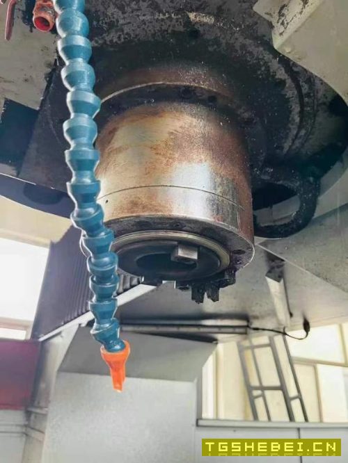 重型威艾特2518龙门加工中心一台,两线一硬,BT50、主.