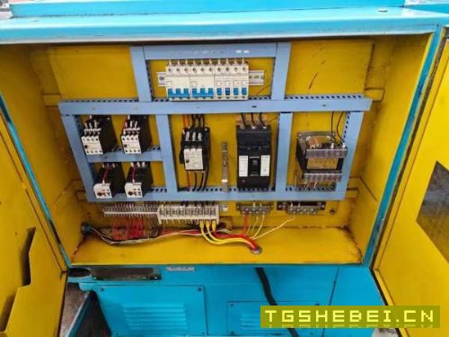 出售安阳2012年产CW6163BX2000普车，九成新