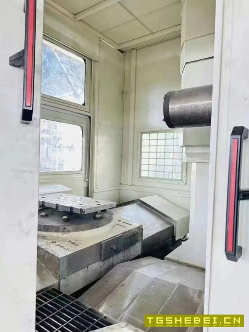 2021年精品海天800双工位卧加,60把链条式伺服刀库,.