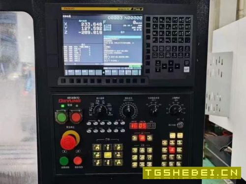 苏州德扬850加工中心,发那科系,价格不贵2022年5月BT.