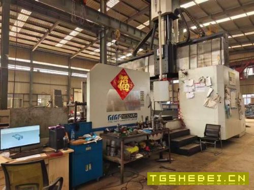 国盛5032龙门加工中心发那科MF系统方滑枕齿轮头工作台.