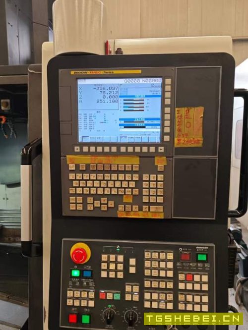 刚刚到货韩国斗山DNM4505加工中心,FANUC