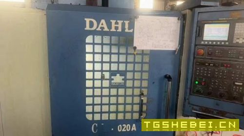 新定大立1020A.BT50齿轮.中心出水.价格不高.