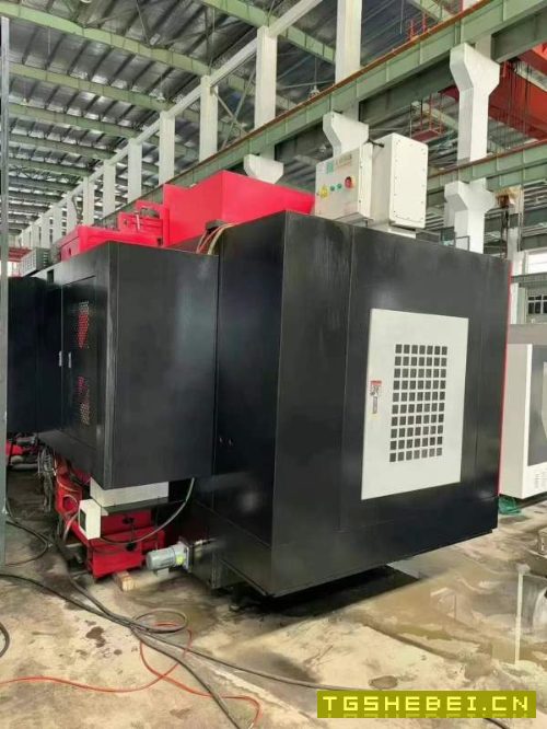 新到准新机巨冈1500重型立加。BT50主轴,24把机械手刀.