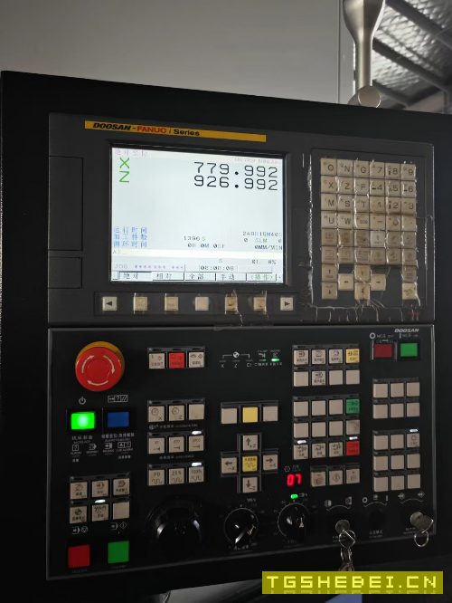 斗山PUMA835，数控立车