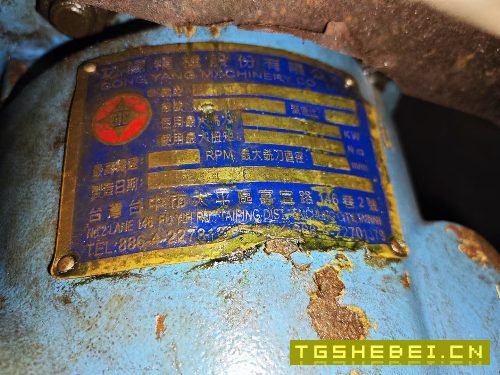 刚刚买下:2017年泉州嘉泰4025龙门一台,bt50齿轮头,.