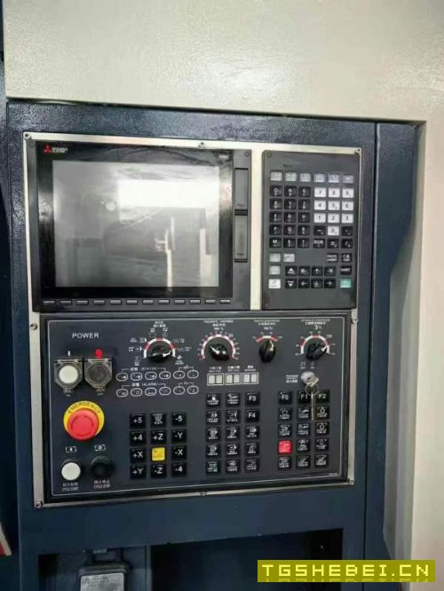 1165加工中心.主轴中心出水昆山台功1165L立式加工中心.