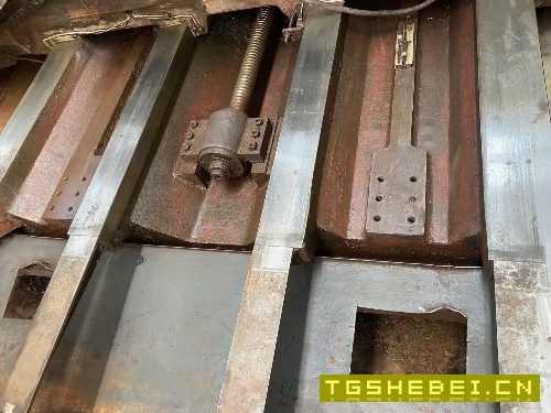 普什1890加工中心,三轴硬规bt50主轴,导轨镜面,发那.
