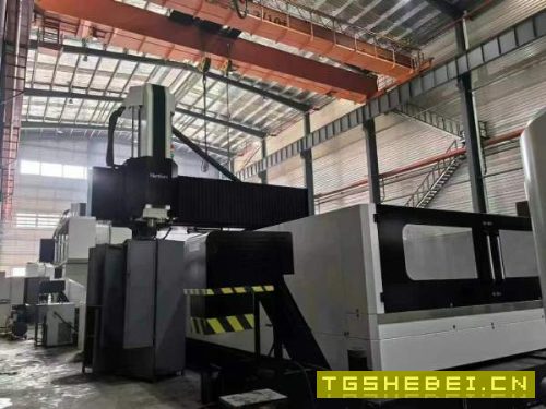 台湾协鸿532龙门加工中心安装少用,准新机状态,同款.
