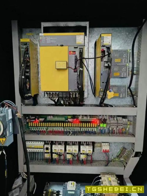 新到两台老牌永华1060重型机,自重7吨,Z轴加高300mm