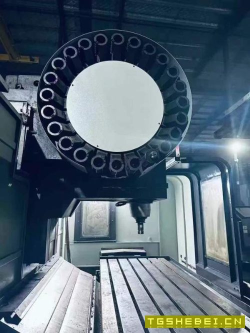 十几万秒杀友佳VB-825A(1680)加工中心,发那克MD系.